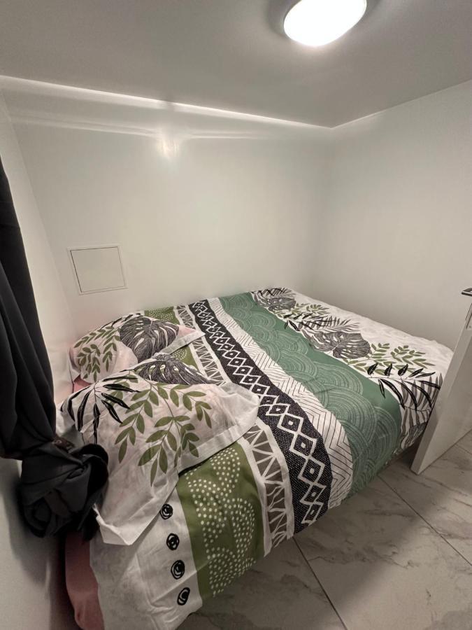 Appartement Mignon Livry-Gargan Exteriör bild