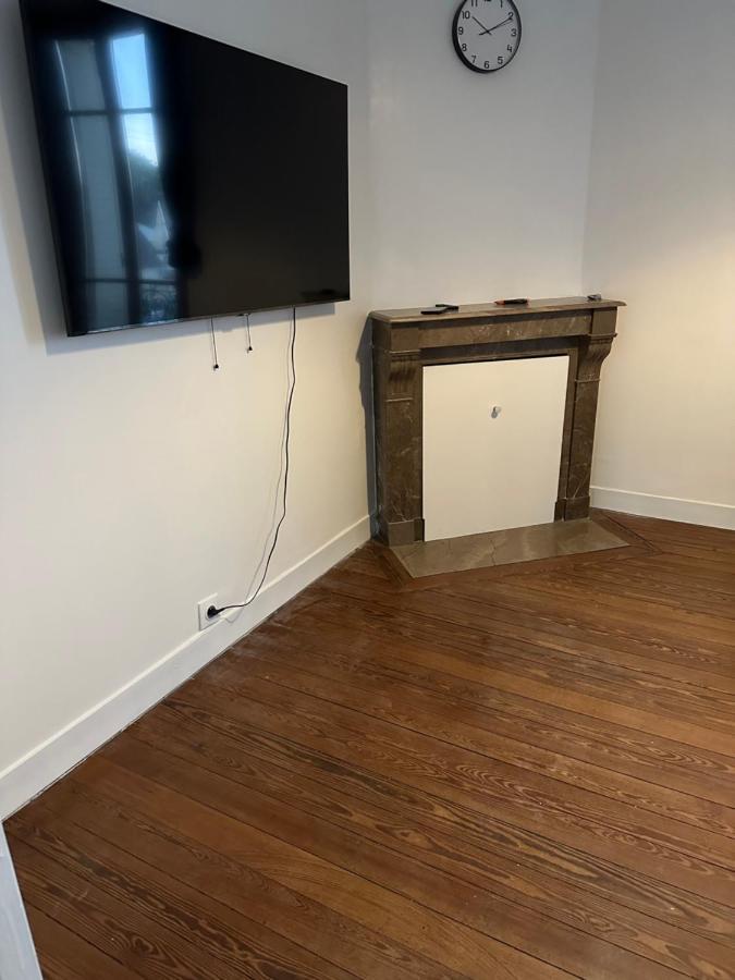 Appartement Mignon Livry-Gargan Exteriör bild