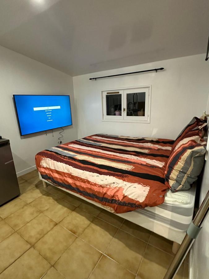 Appartement Mignon Livry-Gargan Exteriör bild